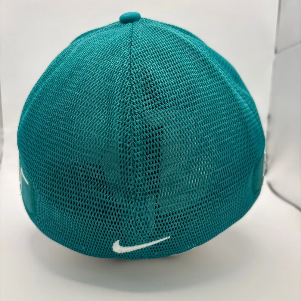 Nike‎ Golf Vapor Teal Mesh Fitted Trucker Hat Size M/L Performance Golfing